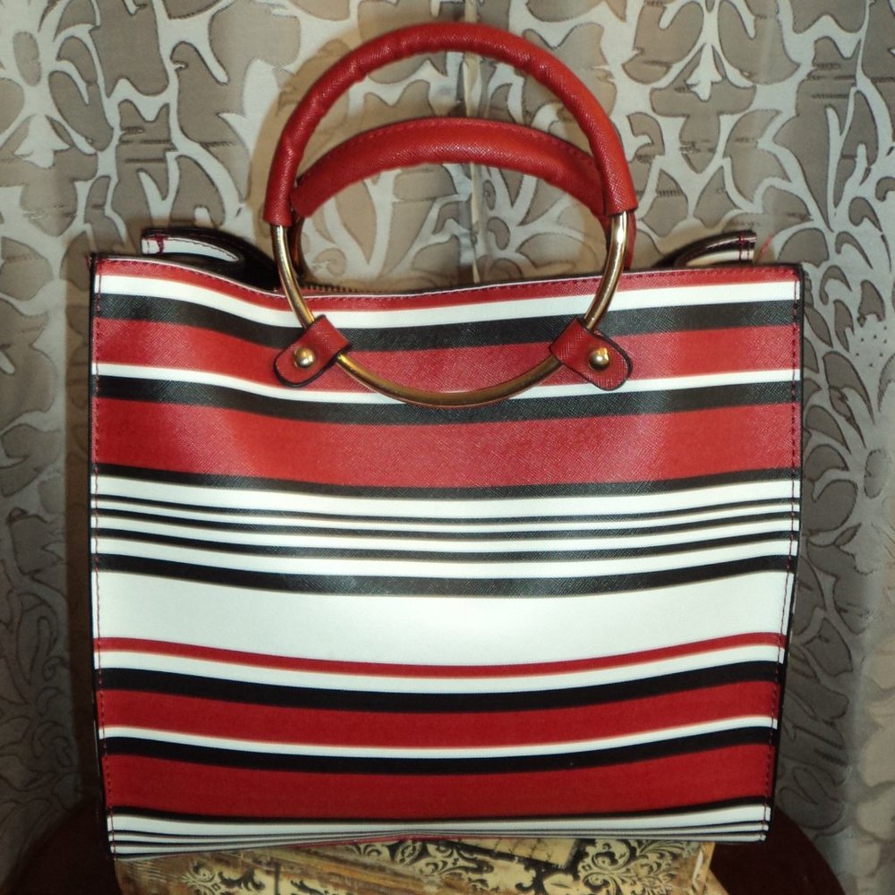 NWOT Statement Purse/Satchel - Picture 2 of 10